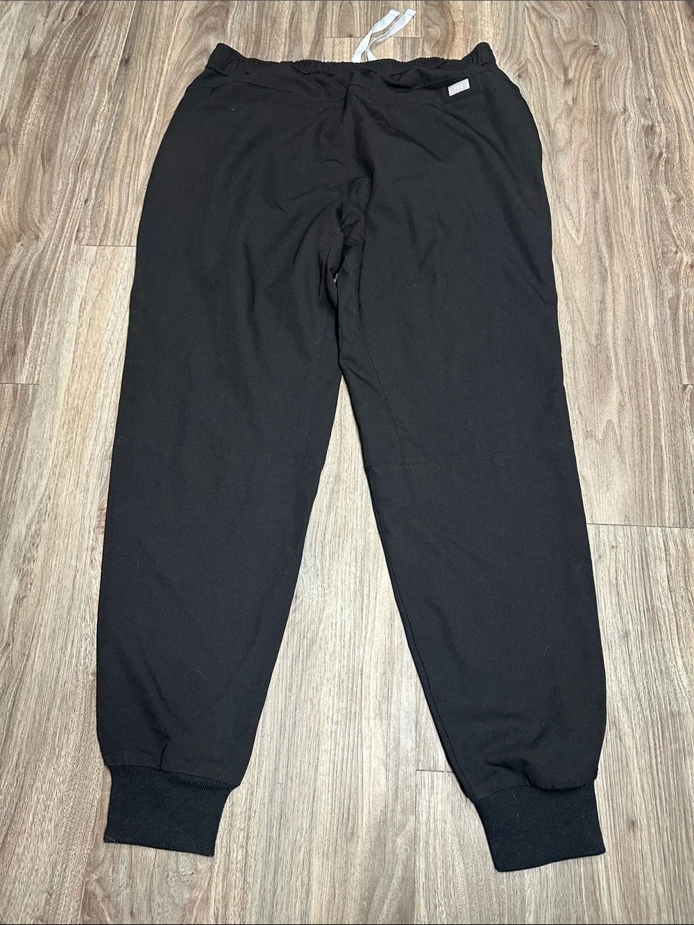 FIGS Men’s Technical Collection Black Jogger Scrub Pants L Style MXXSW2004.